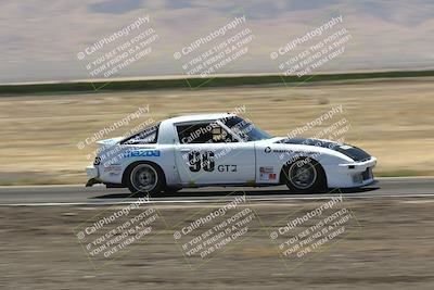 media/Jun-01-2024-CalClub SCCA (Sat) [[0aa0dc4a91]]/Group 2/Race/